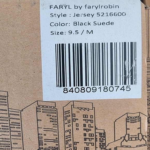 NIB suede platform boots. - Picture 8 of 8